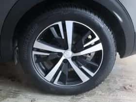 Peugeot 3008 (2022) thumbnail 23