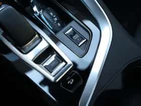 Peugeot 3008 (2022) thumbnail 42