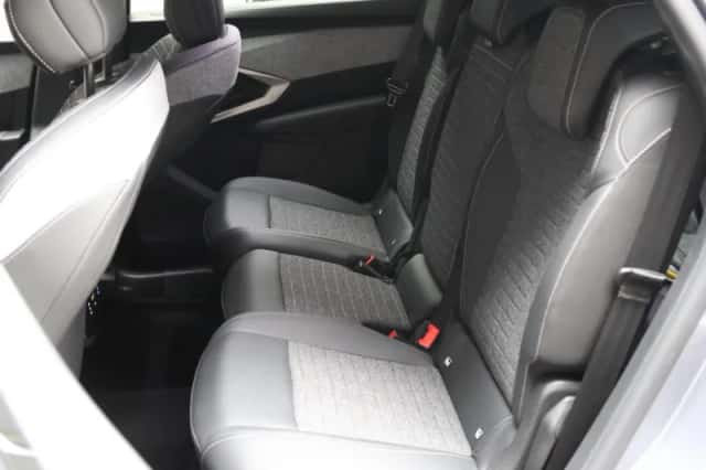 Peugeot 5008 (2025) thumbnail 16