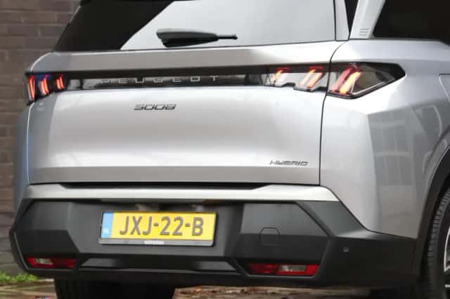 Peugeot 5008 (2025) thumbnail 8