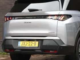Peugeot 5008 (2025) thumbnail 8