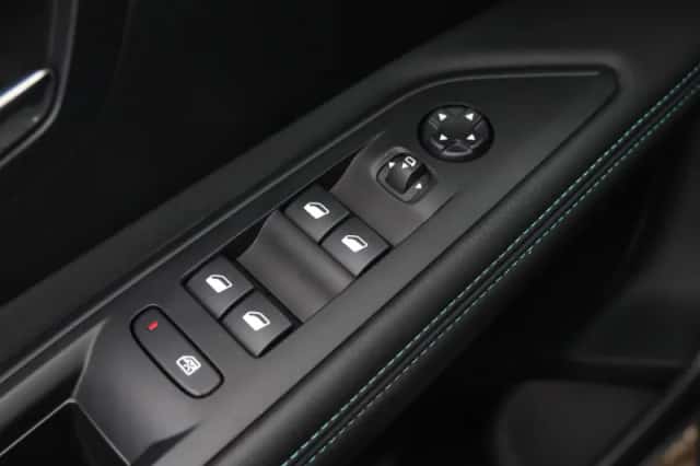 Peugeot 3008 (2024) thumbnail 23