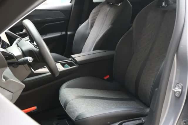 Peugeot 408 (2024) thumbnail 12