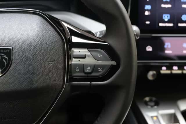 Peugeot 408 (2024) thumbnail 24