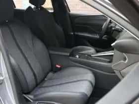 Peugeot 408 (2024) thumbnail 10