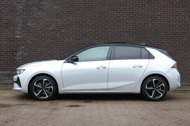 Opel Astra (2025) thumbnail 2