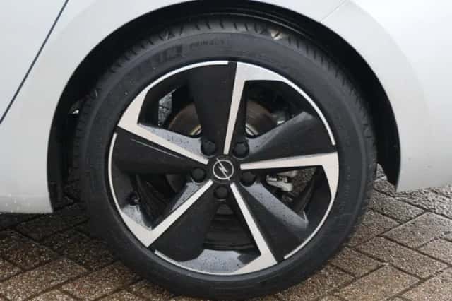 Opel Astra (2025) thumbnail 24
