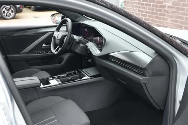 Opel Astra (2025) thumbnail 10