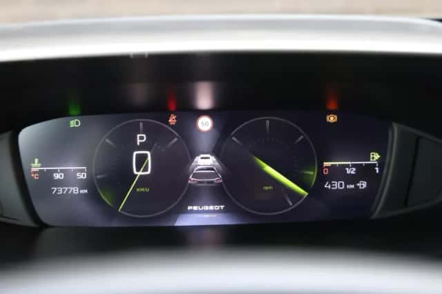Peugeot 308 (2023) thumbnail 25