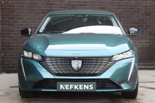 Peugeot 308 (2023) thumbnail 4