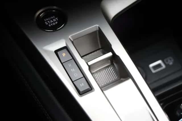 Peugeot 308 (2023) thumbnail 34