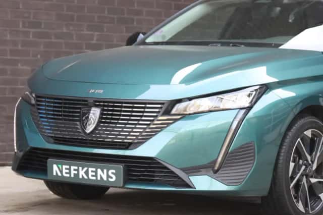 Peugeot 308 (2023) thumbnail 5