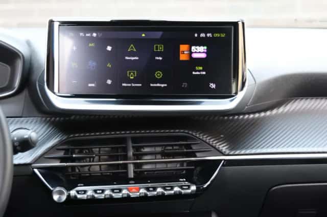 Peugeot e-2008 (2025) thumbnail 15