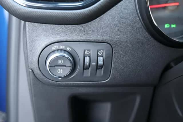 Opel Crossland X (2021) thumbnail 24
