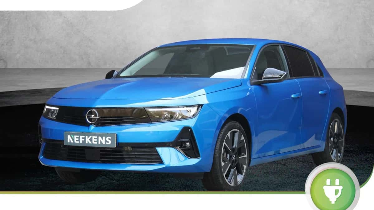 Opel Astra (2025) — foto 1
