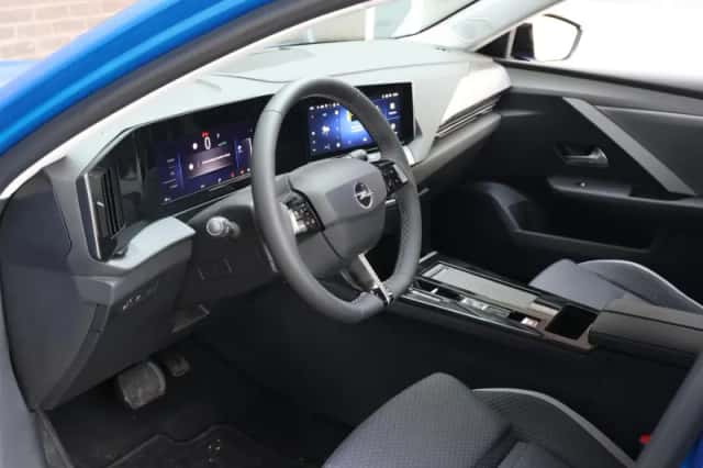 Opel Astra (2025) thumbnail 12