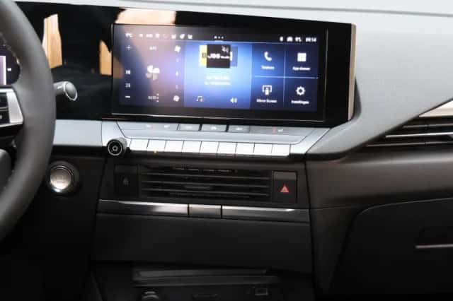 Opel Astra (2025) thumbnail 16
