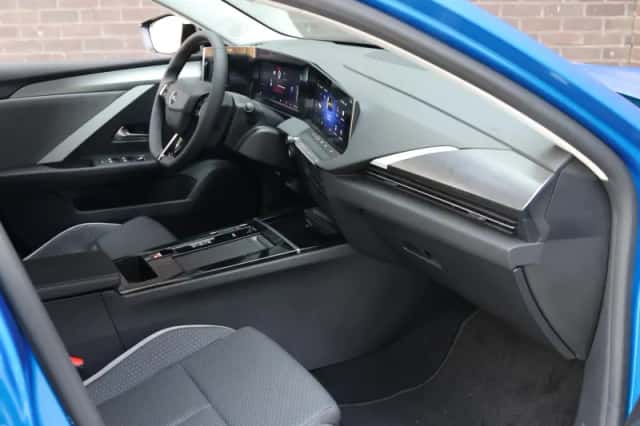 Opel Astra (2025) thumbnail 10