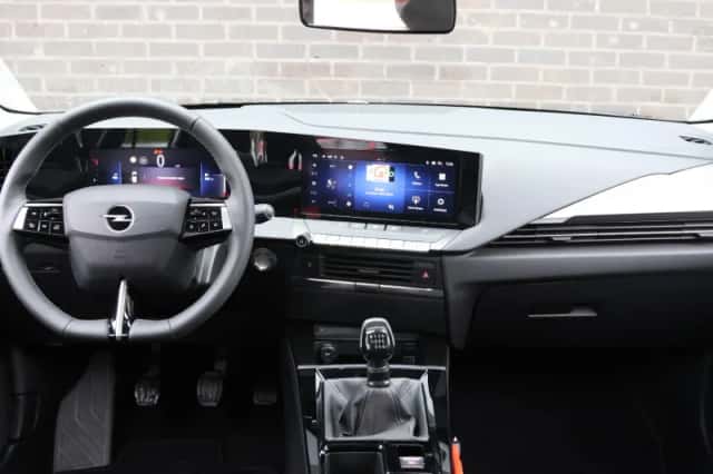 Opel Astra (2025) thumbnail 14