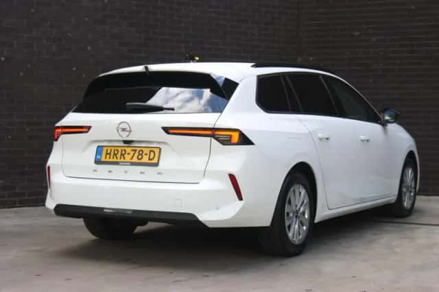 Opel Astra (2025) thumbnail 3