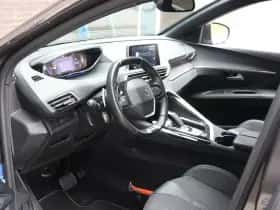 Peugeot 3008 (2020) thumbnail 11