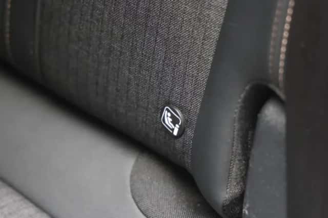 Peugeot 3008 (2020) thumbnail 15