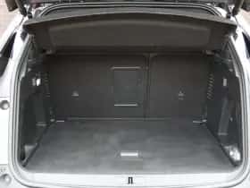 Peugeot 3008 (2020) thumbnail 17