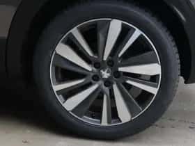 Peugeot 3008 (2020) thumbnail 22