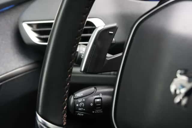 Peugeot 3008 (2020) thumbnail 29