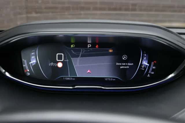 Peugeot 3008 (2020) thumbnail 30
