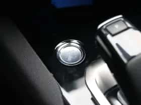 Peugeot 3008 (2020) thumbnail 39