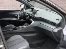 Peugeot 3008 (2020) thumbnail 9