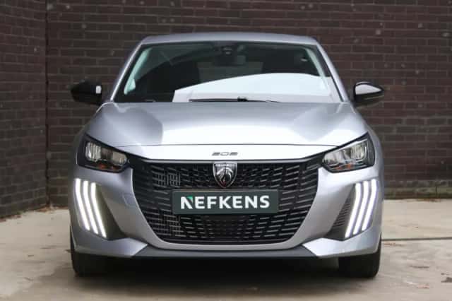 Peugeot 208 (2025) thumbnail 5