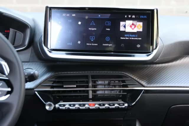 Peugeot 2008 (2025) thumbnail 14