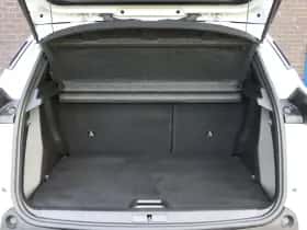 Peugeot 2008 (2025) thumbnail 17