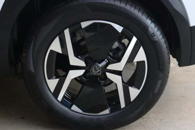 Peugeot 2008 (2025) thumbnail 20