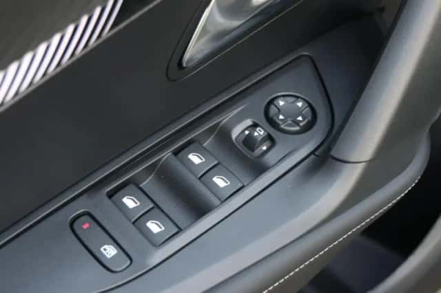 Peugeot 2008 (2025) thumbnail 22