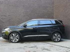 Peugeot 5008 (2021) thumbnail 2