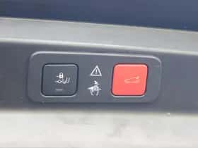 Peugeot 5008 (2021) thumbnail 23