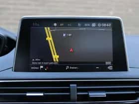 Peugeot 5008 (2021) thumbnail 37