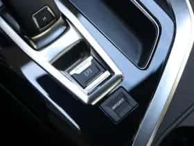 Peugeot 5008 (2021) thumbnail 45