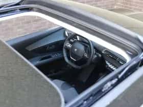 Peugeot 5008 (2021) thumbnail 9