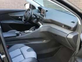 Peugeot 5008 (2021) thumbnail 10