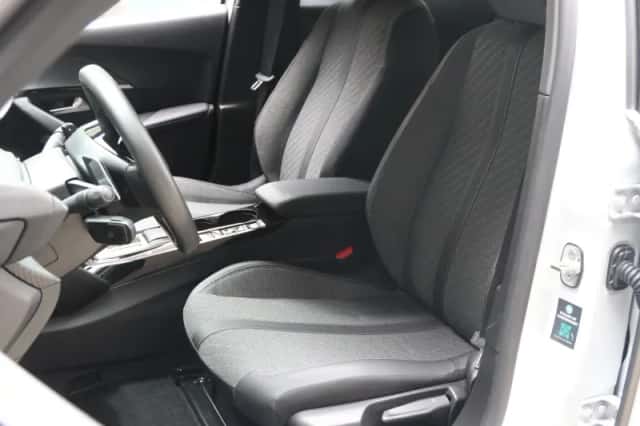 Peugeot 2008 (2025) thumbnail 12