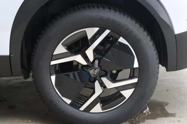Peugeot 2008 (2025) thumbnail 20