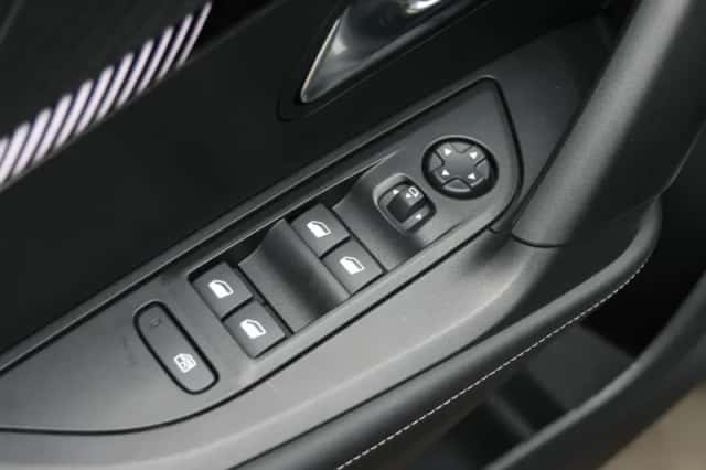 Peugeot 2008 (2025) thumbnail 23