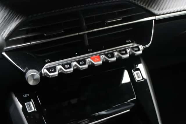 Peugeot 2008 (2025) thumbnail 36