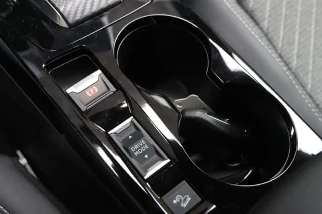 Peugeot 2008 (2025) thumbnail 38