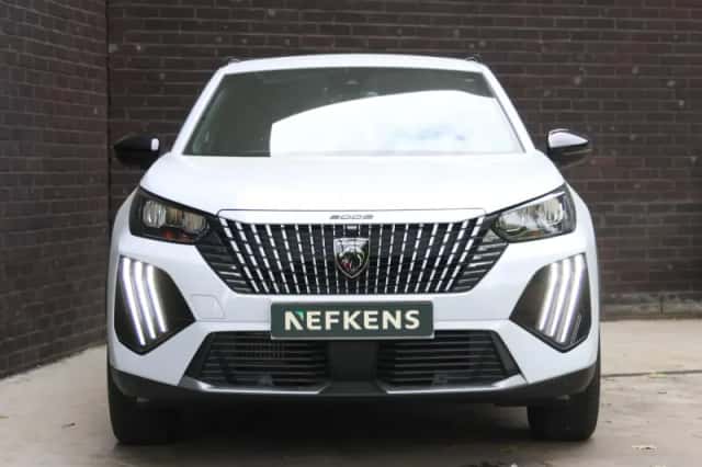 Peugeot 2008 (2025) thumbnail 5