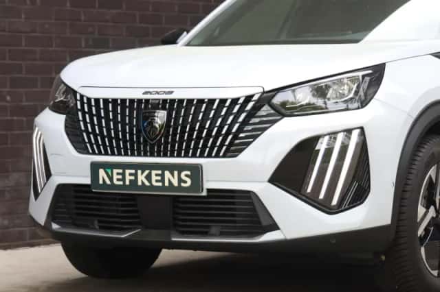 Peugeot 2008 (2025) thumbnail 6